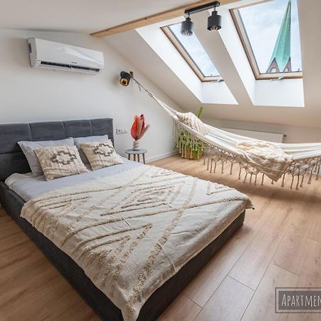 Apartamenty Yeti & Wilka W Centrum Chorzowa: Wilk Kültér fotó