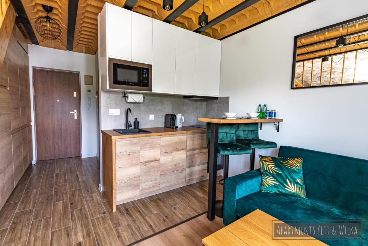 Apartamenty Yeti & Wilka W Centrum Chorzowa: Wilk Kültér fotó